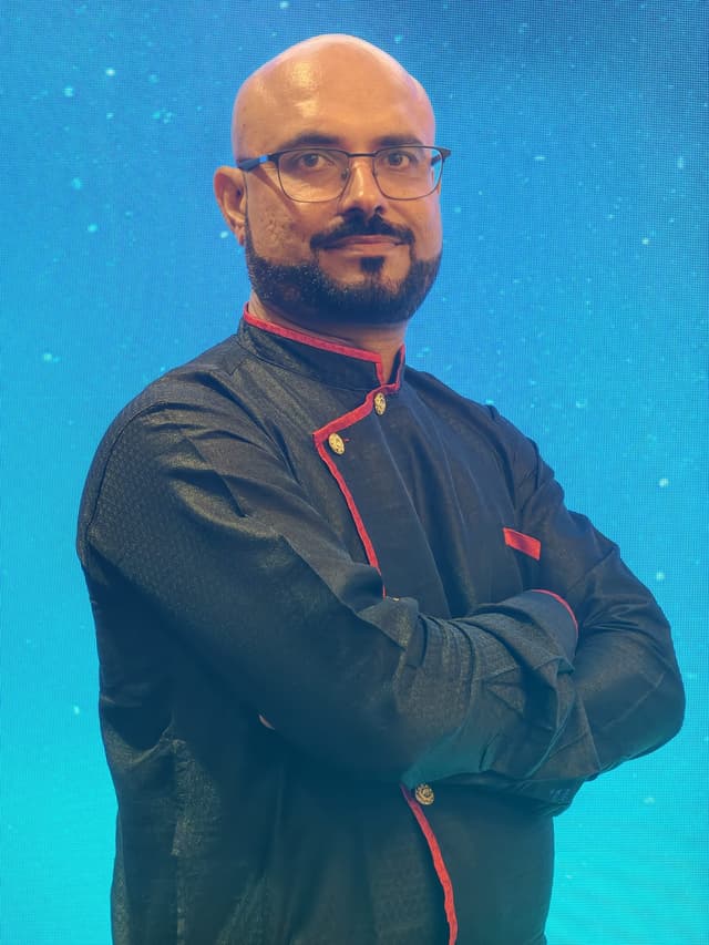Portrait of Devnani Amit Durgesh